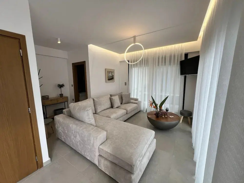 Elegant Stylish Villas with Shared Pool in Crete