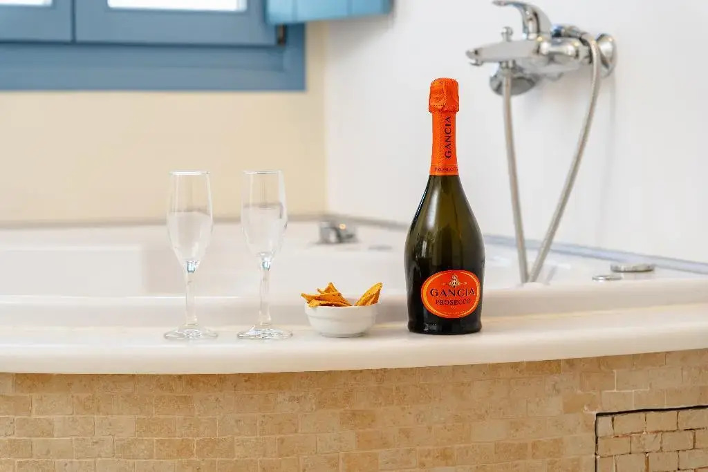 Mitos Suites