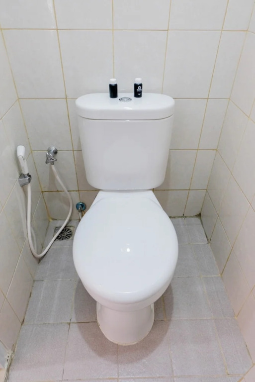 Comfortable and Fully Furnished Studio at Poris 88 Apartment