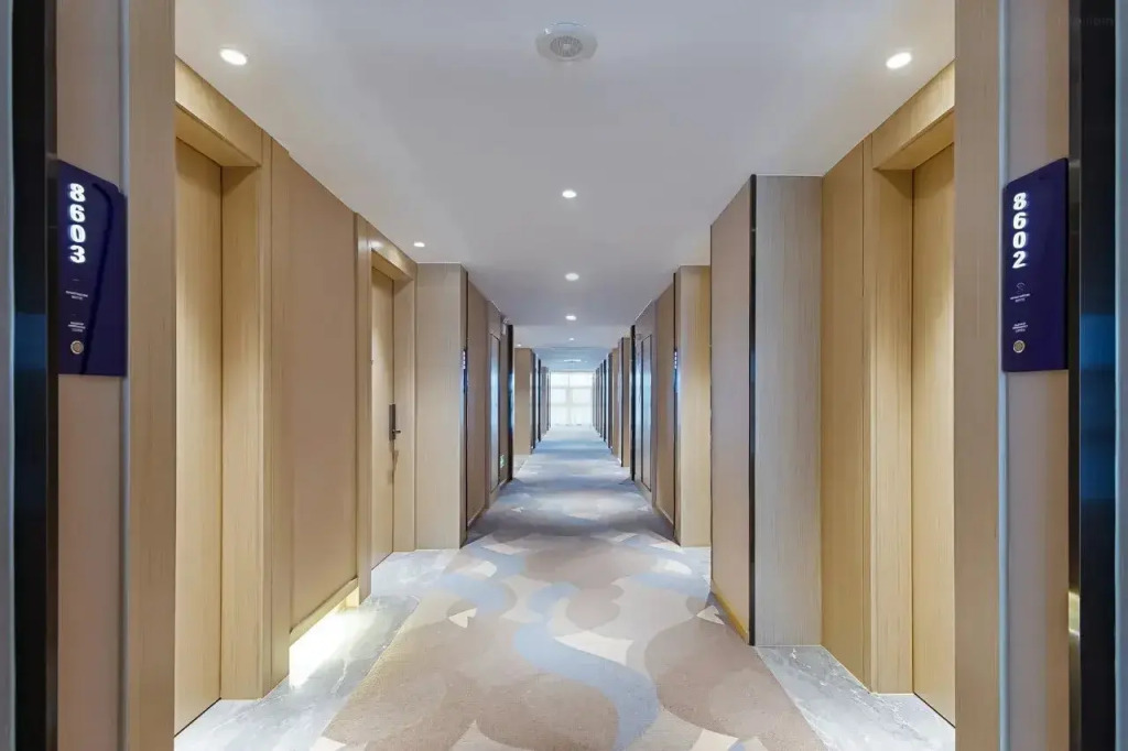 Kyriad Marvelous Hotel (Dongguan Huayang Lake University City Store)