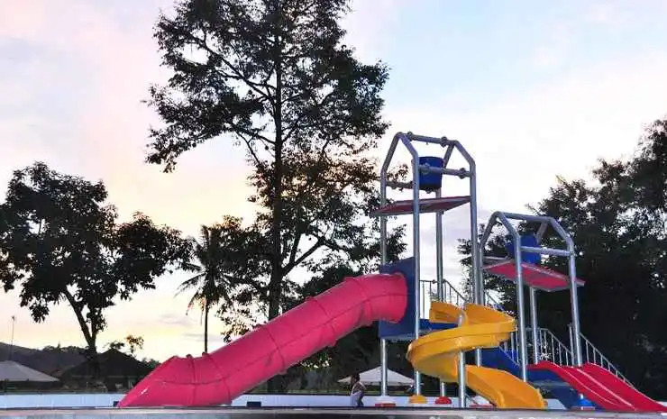 PUNCAK VILLAGE HOTEL & KAMPUNG MAIN ANAK