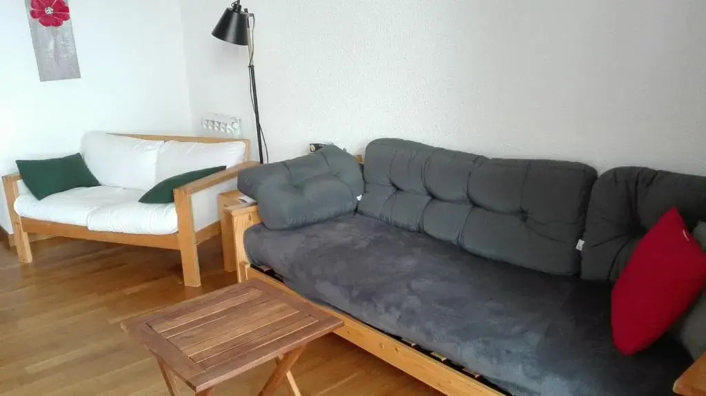 Charmant T2 avec cabine fermée et terrasse