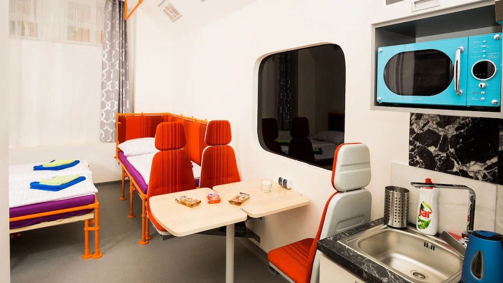 METRO Apartment Prague by Main Train and Bus Station