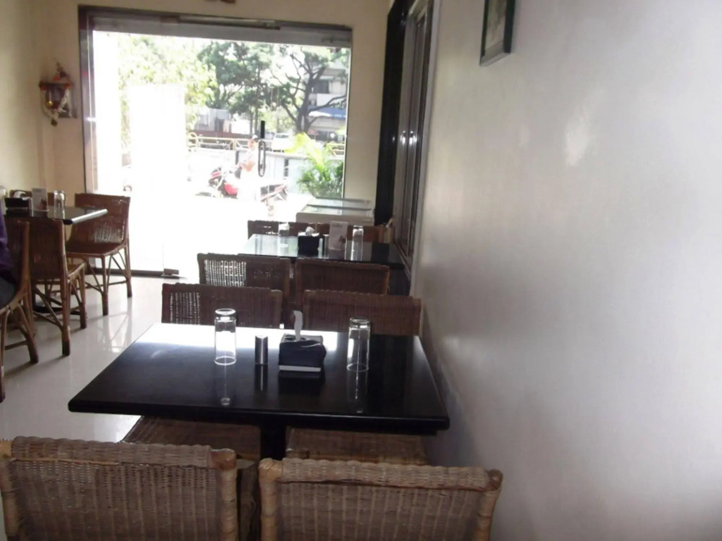 Hotel Lokesh