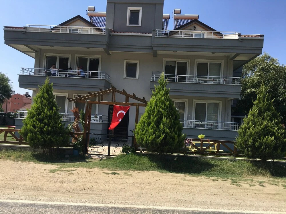 Cam Apart Hotel
