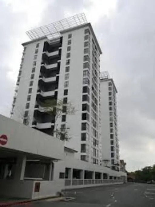 Duplex Apartment Lakeview - Free Netflix & WiFi