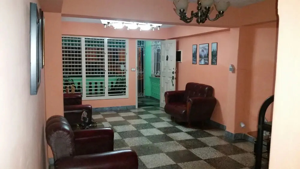 Hostal Sr.Handy Santalla