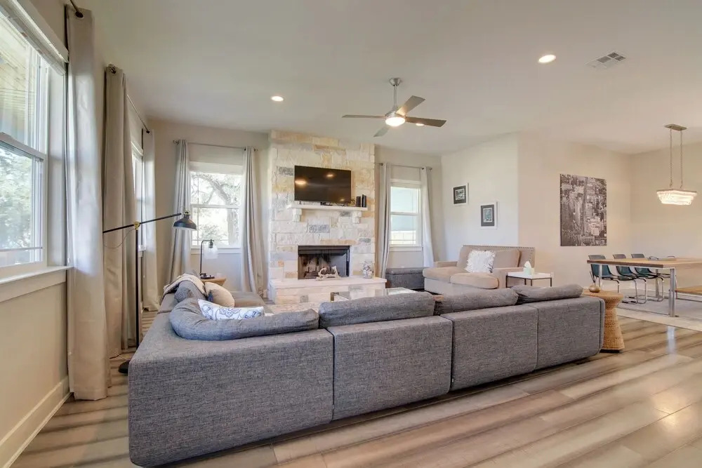 Modern Lago Vista Home w/ Pool & Lake Access!