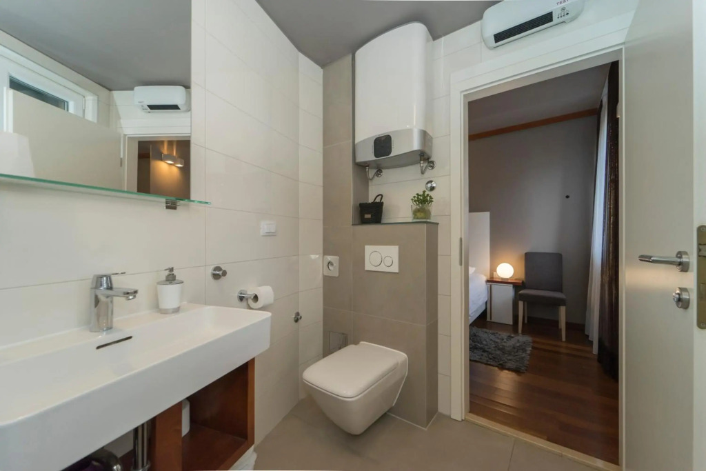Luxury Rooms Silente Bacvice 1