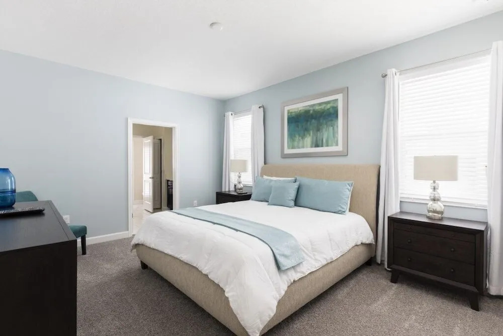 Champions Gate 1586 - Eight Bedroom Pool Home