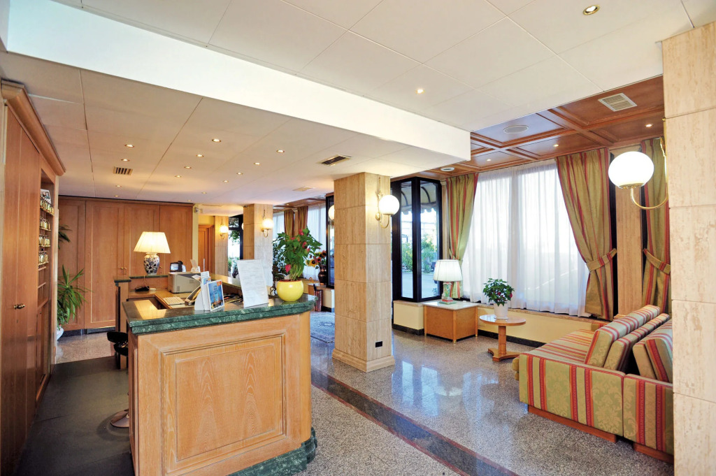 Hotel LAquila