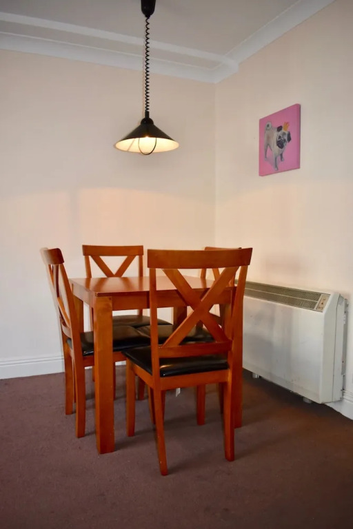 1 Bedroom Apartment Amazing Central Location
