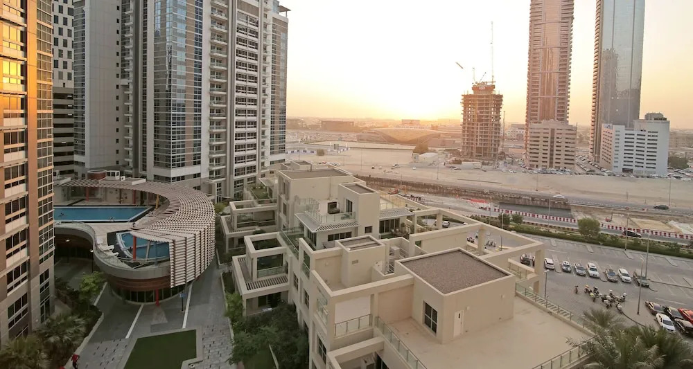 New Arabian Holiday Homes Executive Bay