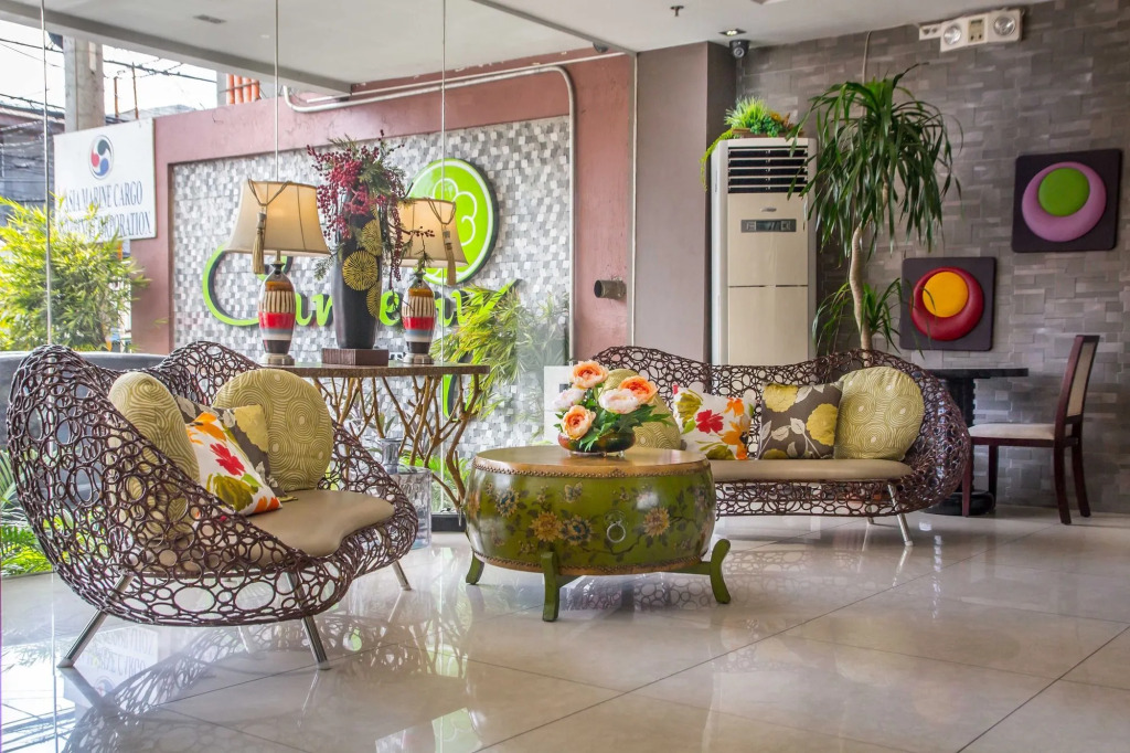 Canberry Hotel