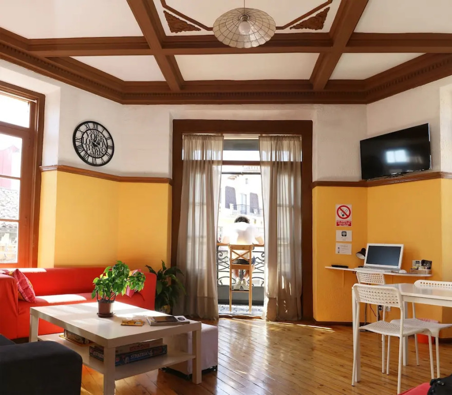 Leon Hostel