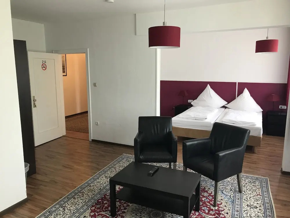 Garni Hotel Lore