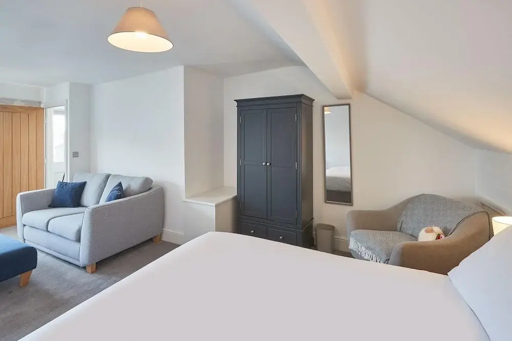 Host & Stay - High Street Apartments