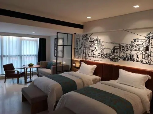 UrCove by HYATT Guangzhou Canton Tower Exhibition Center-Registration Counter for Phase 1 and Free Shuttle Bus Available during Canton Fair