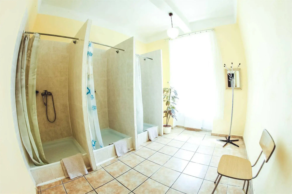 Hostel Dakura