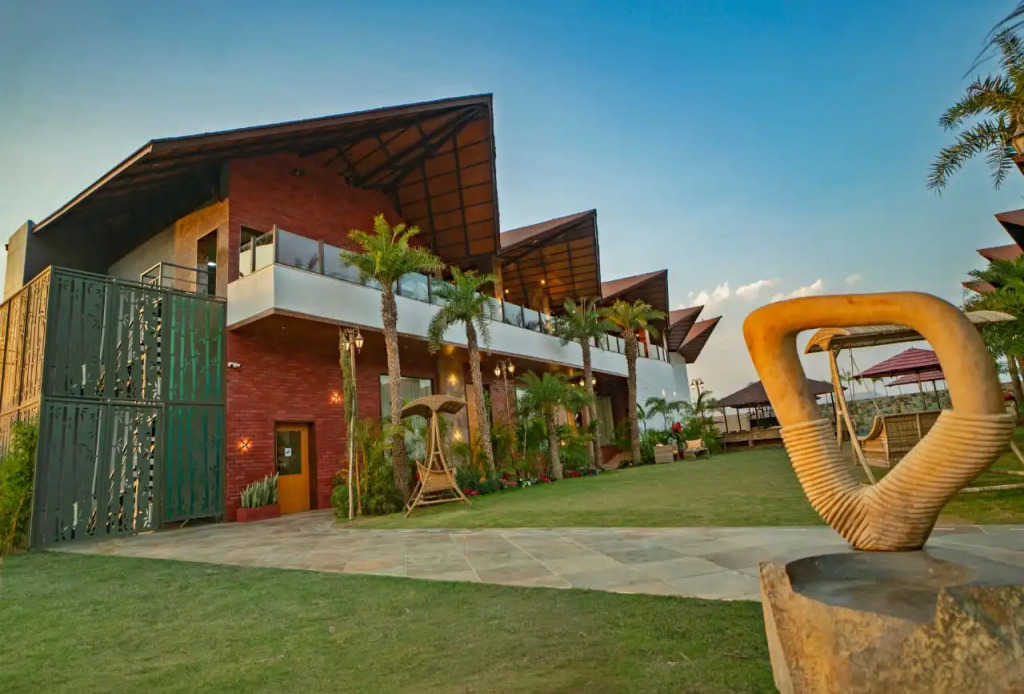 Mysa Resort & Spa