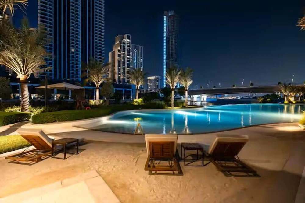 Vogue | Rosewater Creek Beach | Waterfront Living