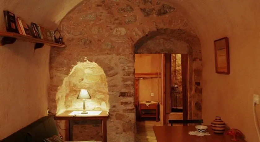 Kalamoti Suites