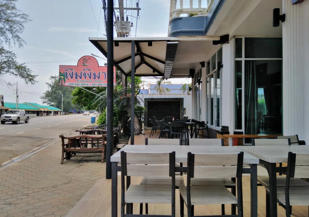 Pimpimarn Beach Hotel