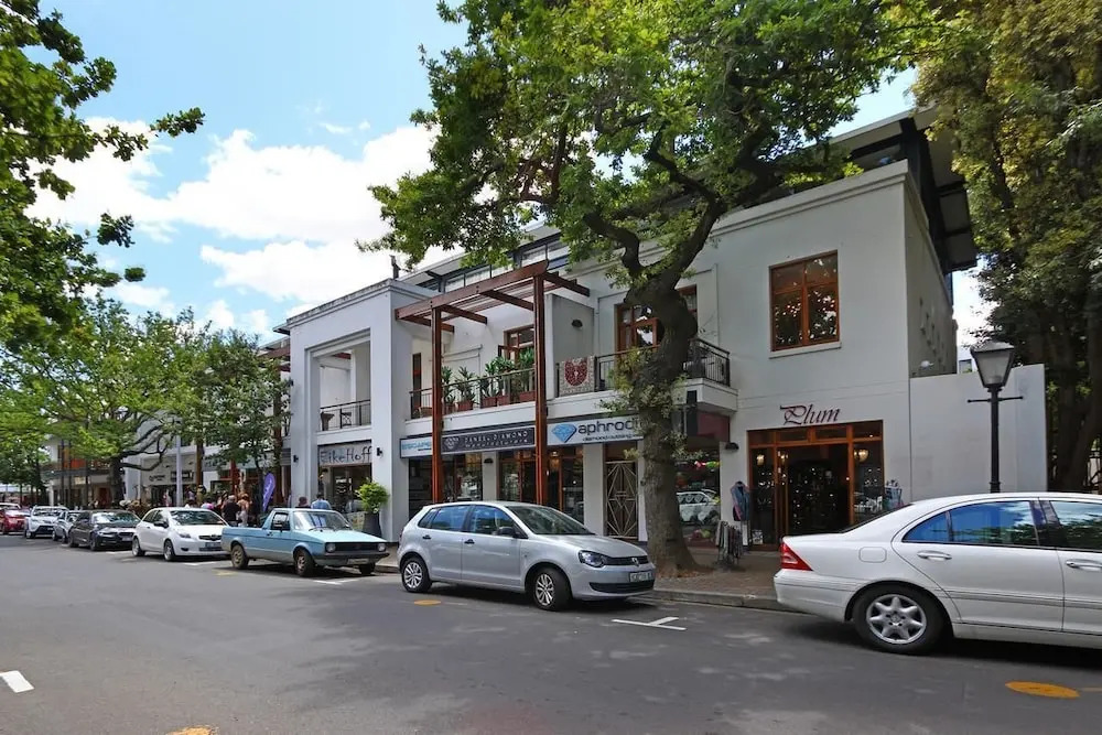Boundless Apartments