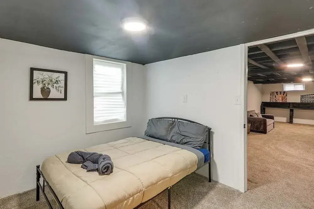 Spacious Pet-friendly Wichita Family Retreat 4 Bedroom Home