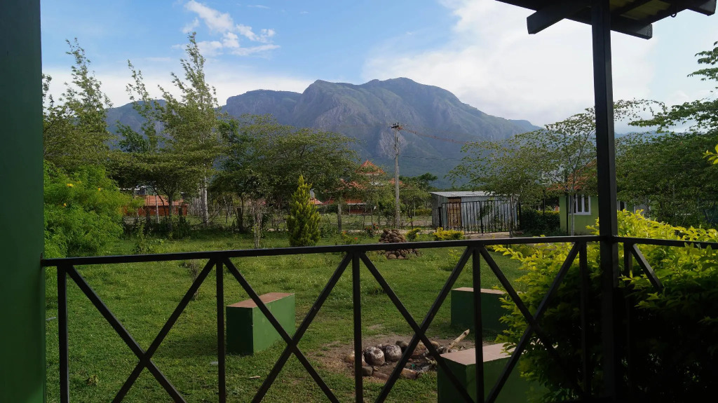 Mountain View Hill Side Resort