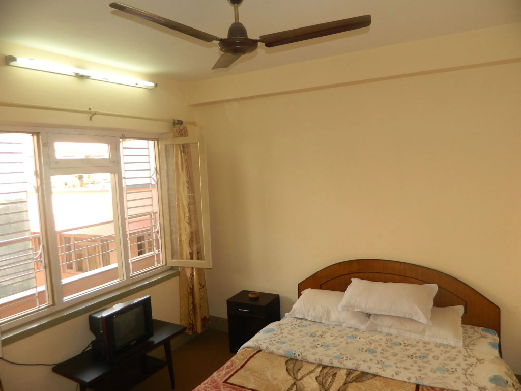 Om Tara Guest House Pvt Ltd
