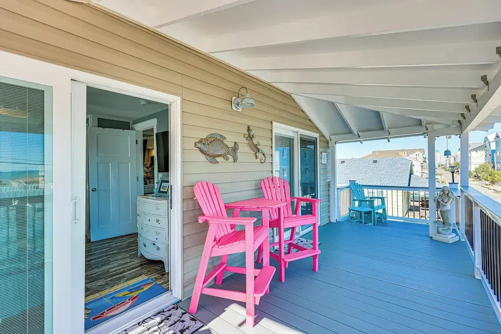 Ocean-view 'sea Gem' Bungalow: Steps to Beach!