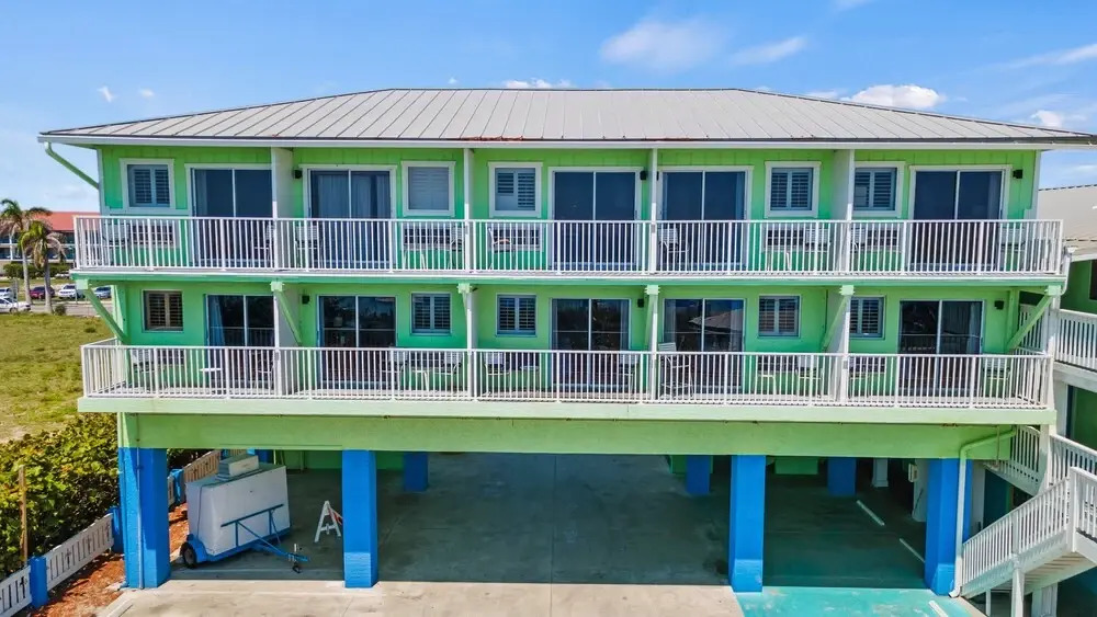 Oceanfront Inn Room #21- Ocean View Balcony King Bed