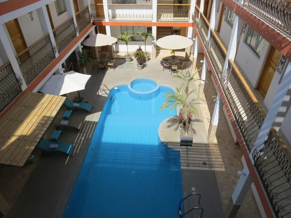 Hotel Las Flores