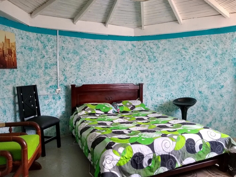 Hospedaje Santaelena -chalets de montaña
