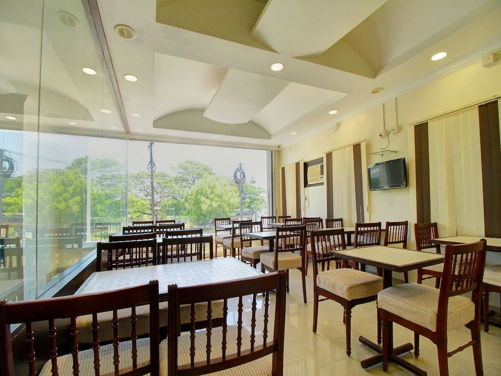 OYO 15120 Hotel Balini