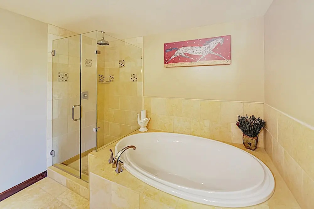 New Listing! Upscale Ski At Trailhead Lodge 3 Bedroom Condo