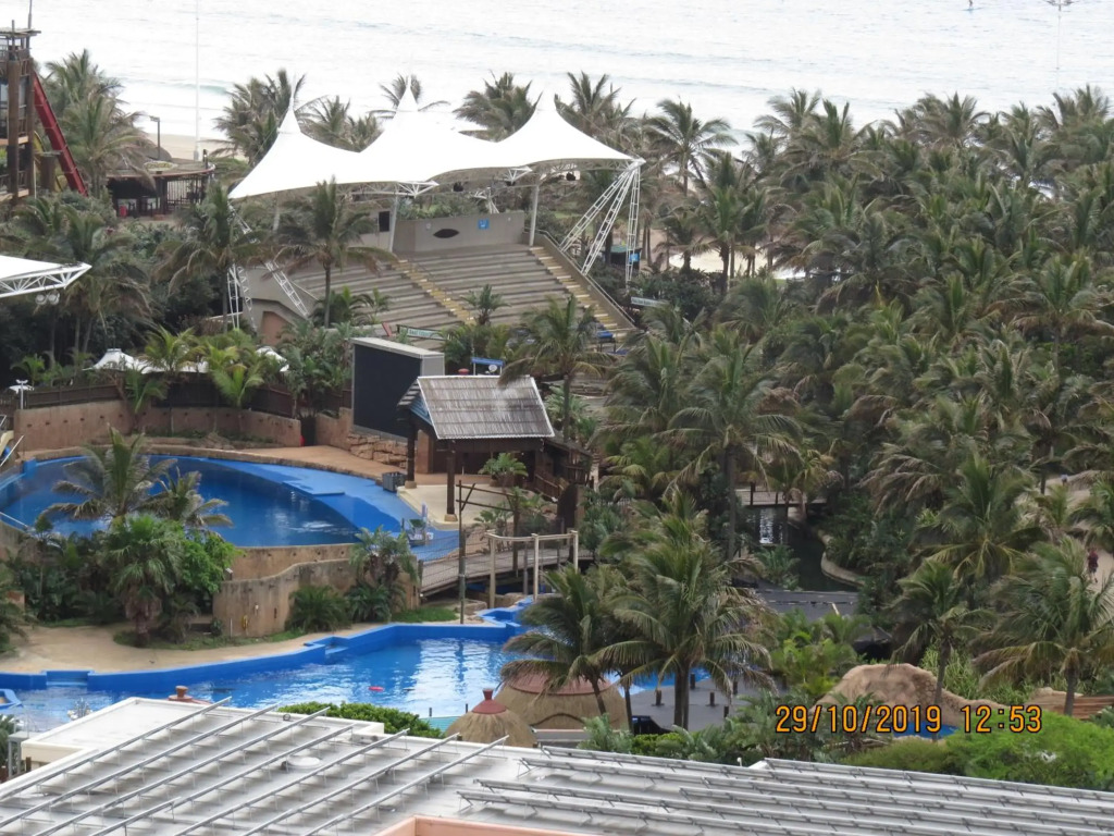 Accommodation Front - Tastefully Furnished 6 Sleeper with Ocean Views