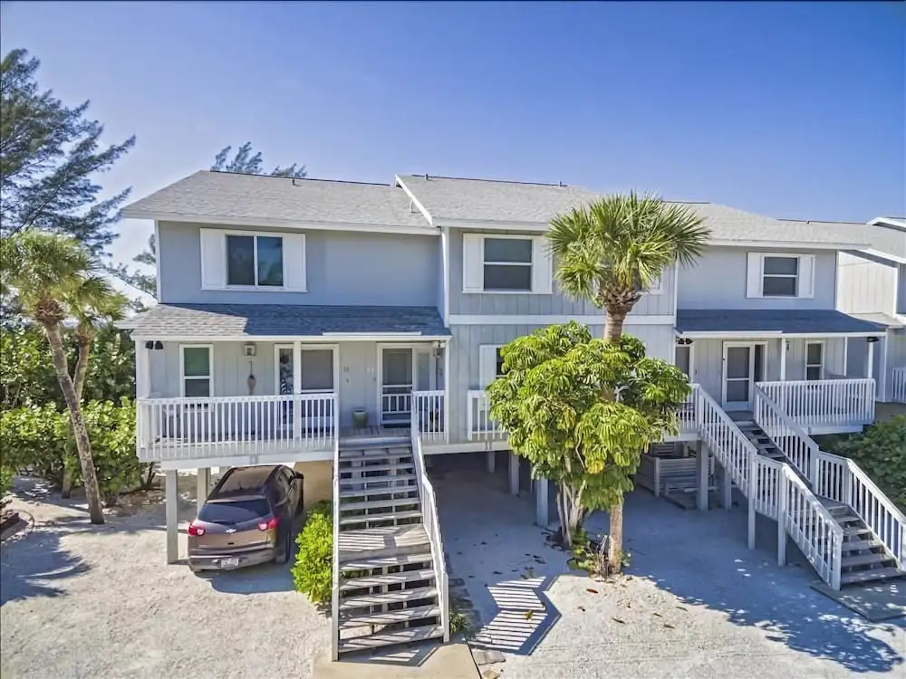Sundown 28 2 Bedroom Townhouse By Redawning