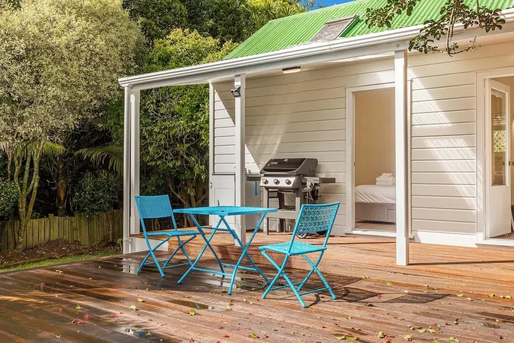 Serene 2BR Home w Grill & Yard by Zodiak Stays