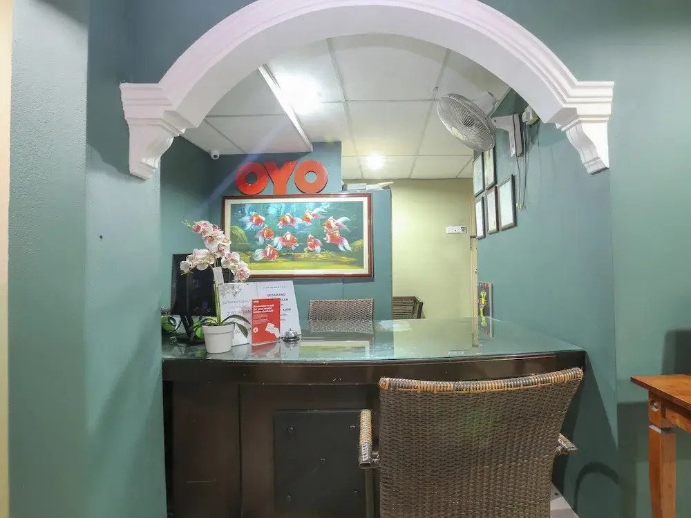 OYO 904 Avee Budget Inn