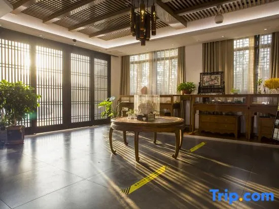 Yangzhou Slender West Lake Fuhui Jingshe Hotel