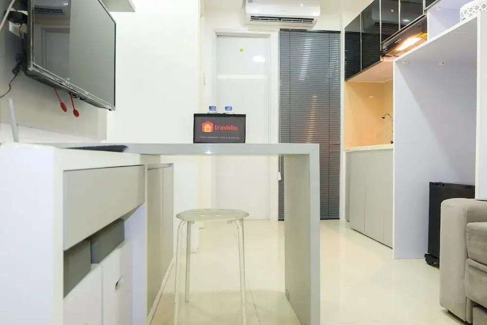 2BR for 5 Pax Bassura Apartment Next to Mall