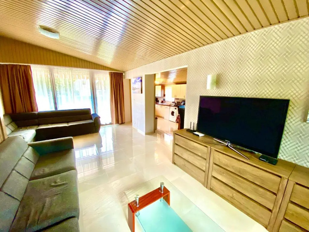 Villa 55 & Pool - Siófok