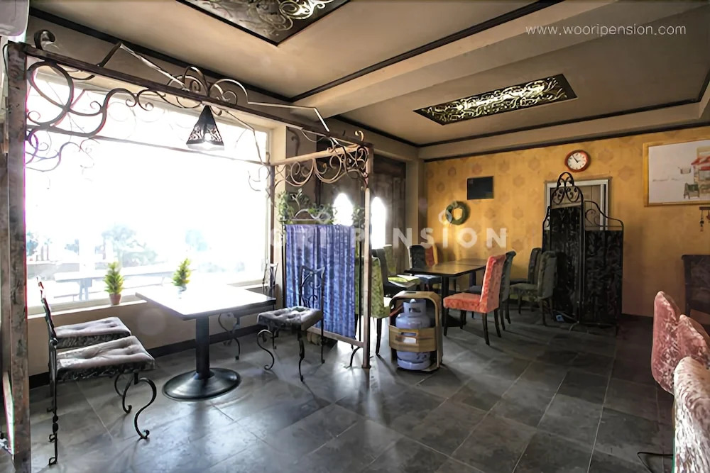 Geoje Raon Jena Pension