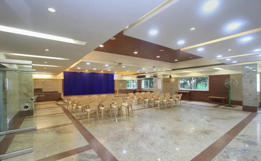 Hotel Sri Sai Comforts By OYO Rooms