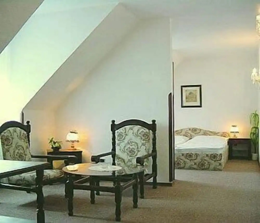 Hotel Excellent