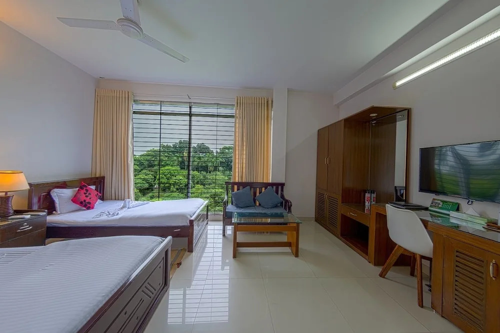 SKS Inn