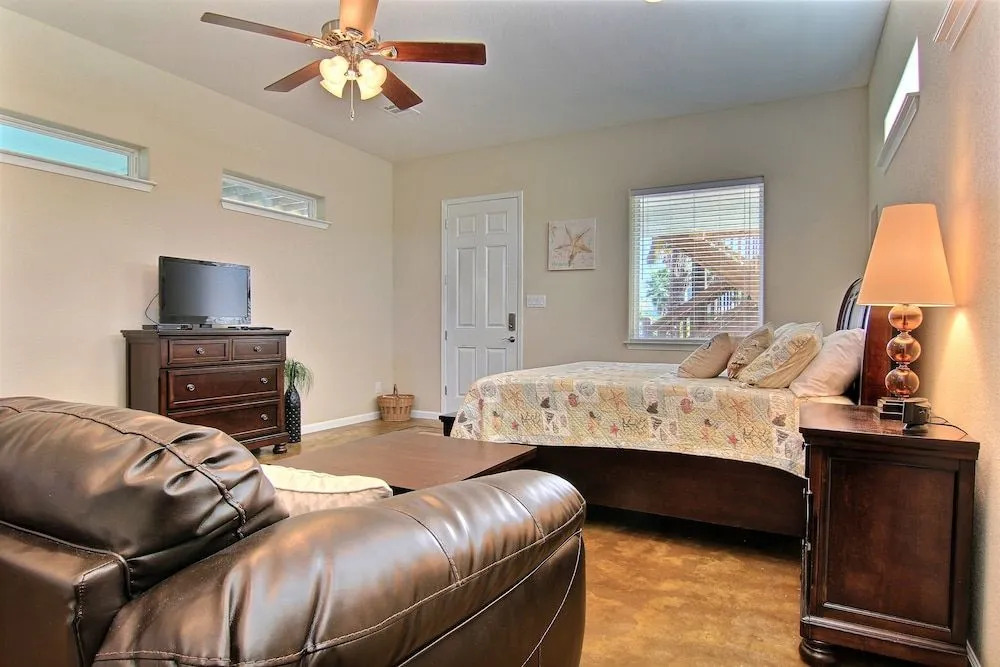 Sunshine's Serenity Ep629 4 Bedrooms 4.5 Bathrooms Home