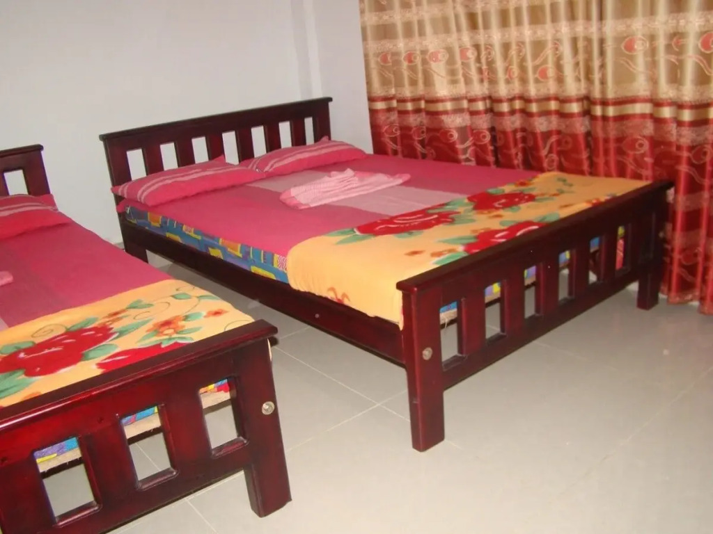 Ella Sashen Hotel